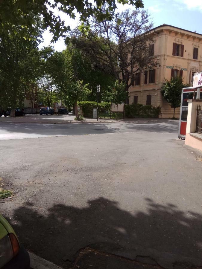 Gemini Appartamenti Grosseto Bagian luar foto